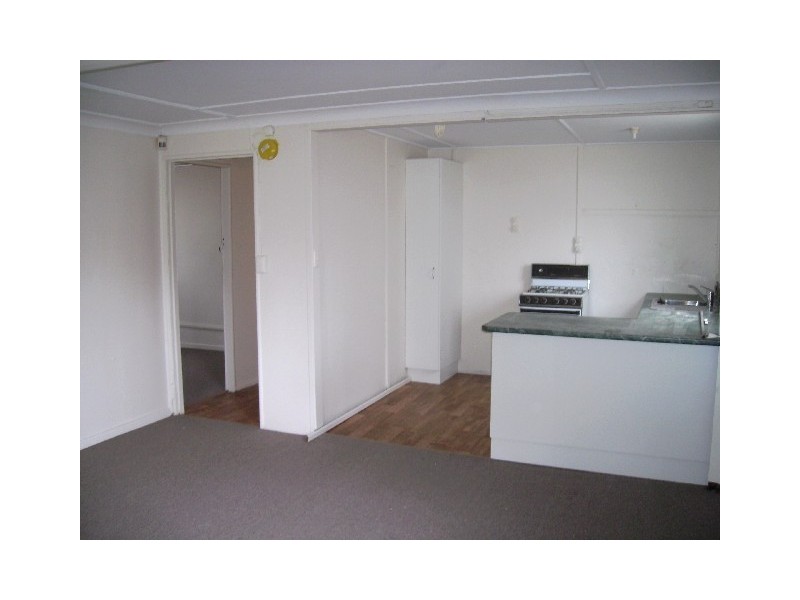 2/4 King Street, Woody Point QLD 4019