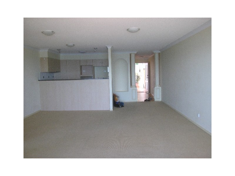 15/94 Prince Edward Parade, Redcliffe QLD 4020