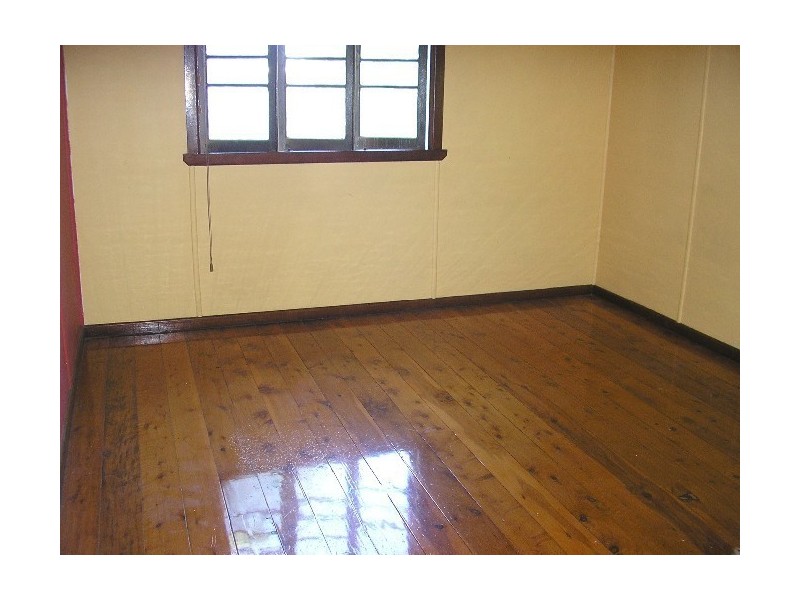 11 Rock Street, Scarborough QLD 4020