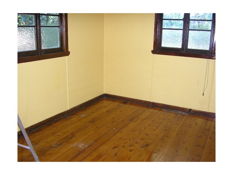 11 Rock Street, Scarborough QLD 4020