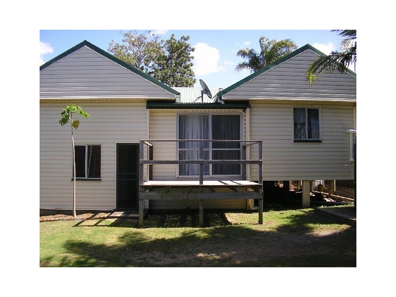 19 Ralph, Clontarf QLD 4019