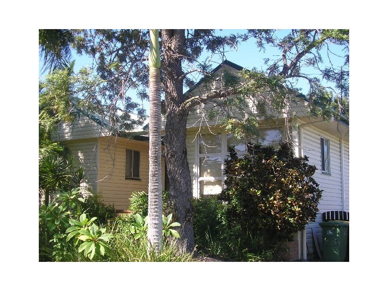 19 Ralph, Clontarf QLD 4019