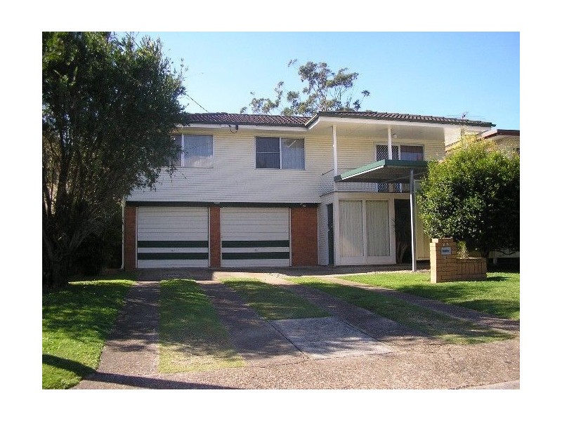 62 Deans St, Margate QLD 4019