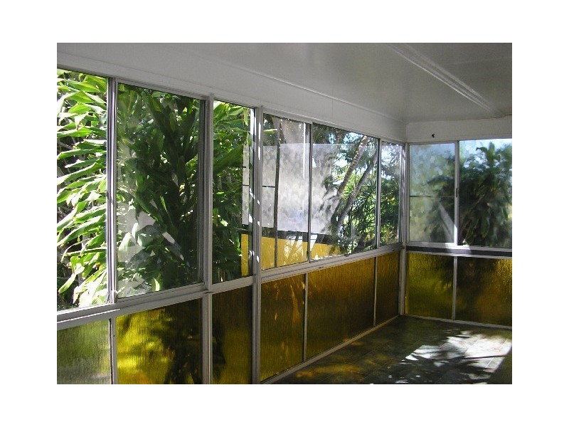 29 Higlett St, Scarborough QLD 4020