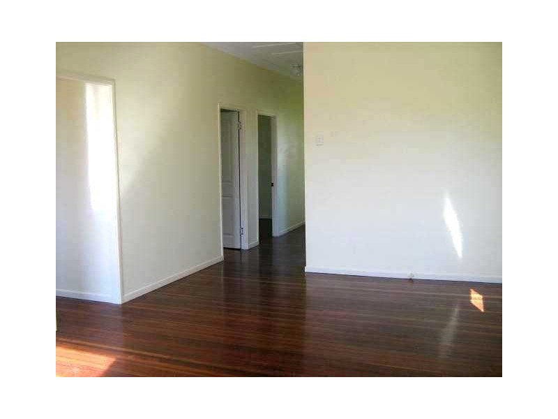 30 Clifford St, Woody Point QLD 4019