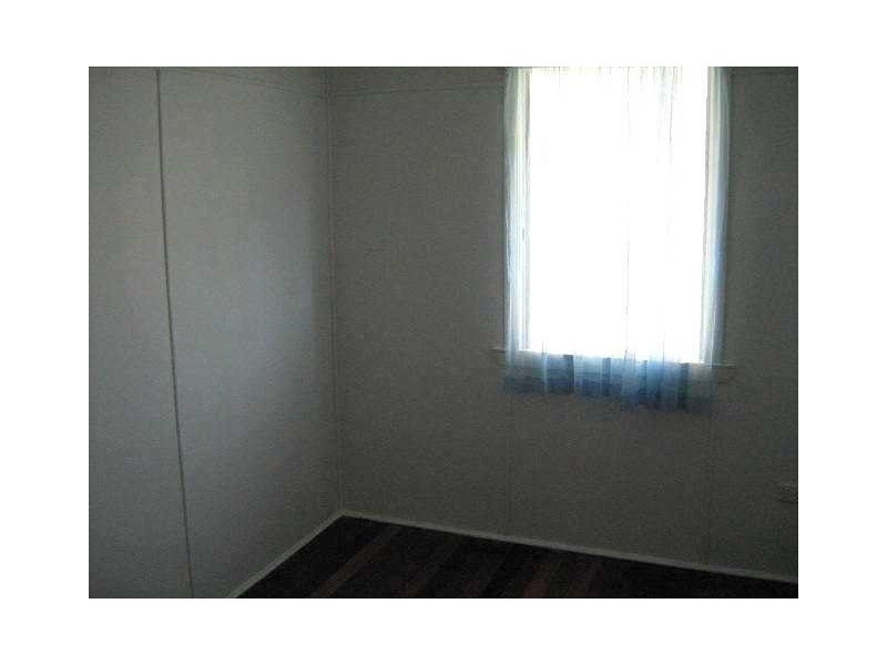 52 Dunbar St, Margate QLD 4019