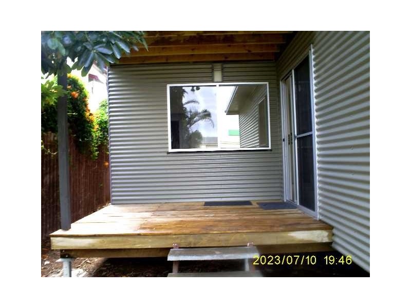 3 Short St, Woody Point QLD 4019