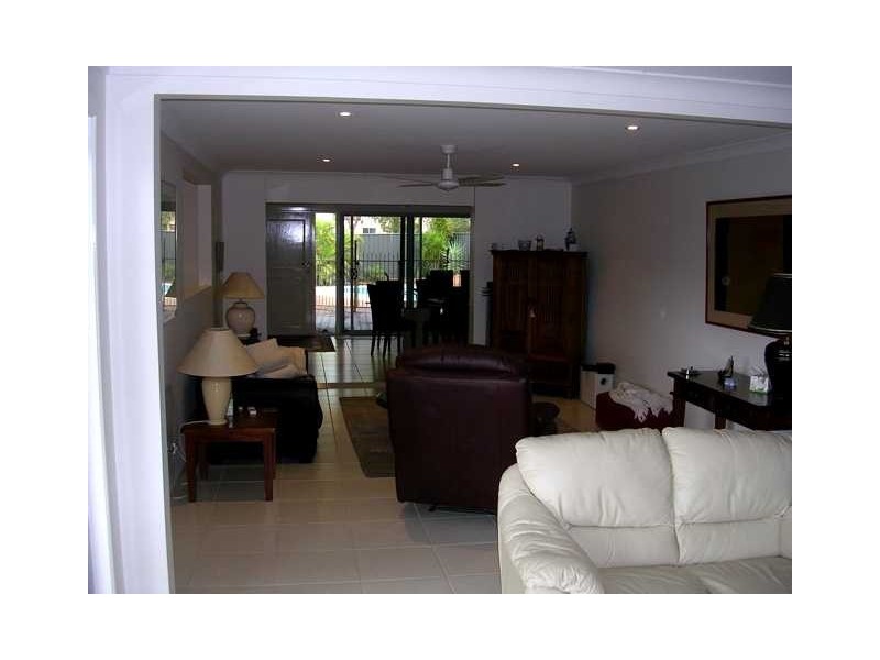 17 Kalimna Drive, Clontarf QLD 4019