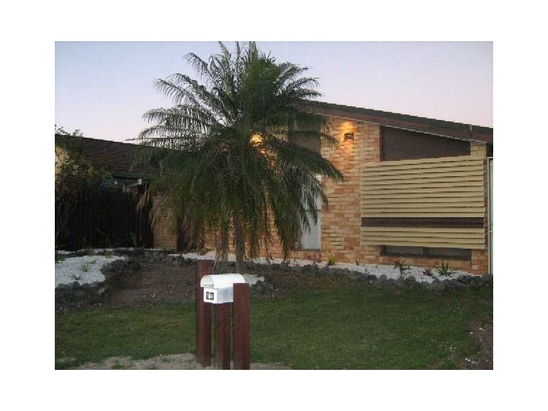 104 Cambridge St, Rothwell QLD 4022