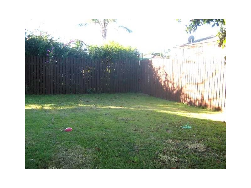 104 Cambridge St, Rothwell QLD 4022