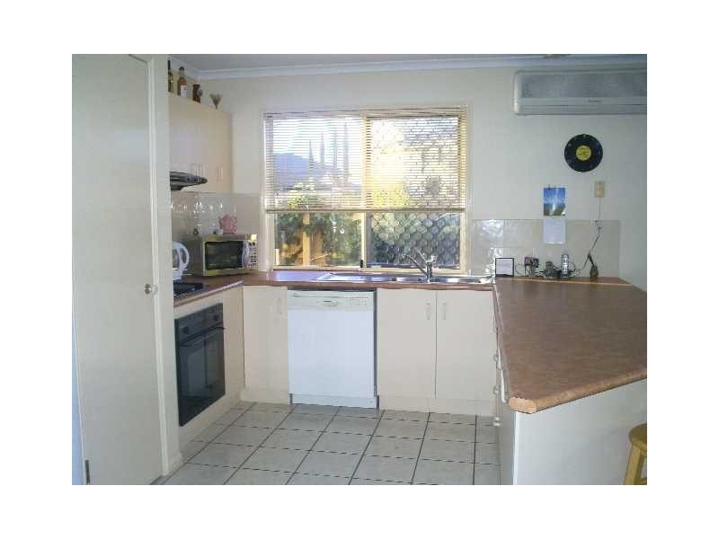 48 Garney St, Redcliffe QLD 4020