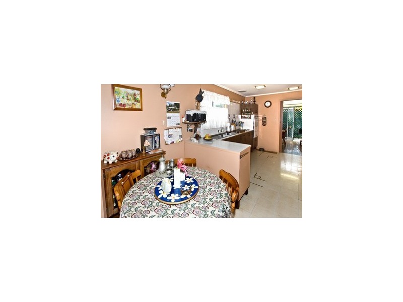 76 Arthur St, Woody Point QLD 4019