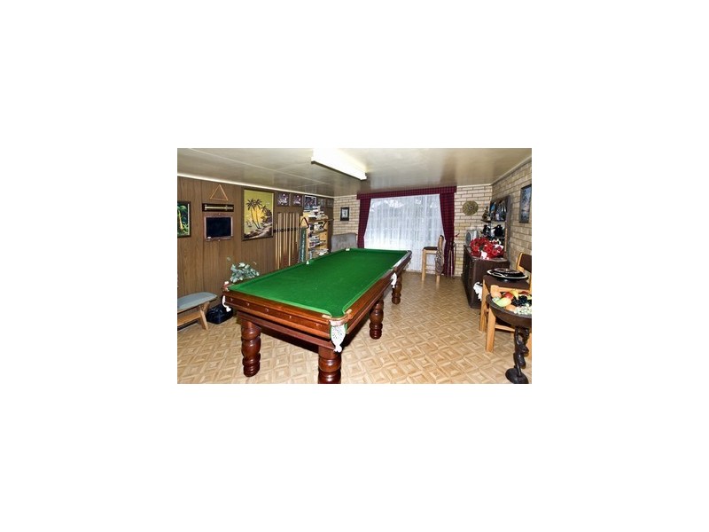 76 Arthur St, Woody Point QLD 4019