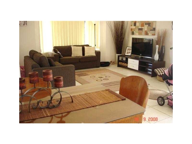 4 Mariner Crt, Scarborough QLD 4020