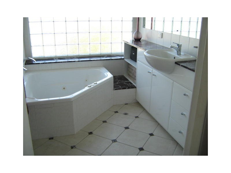 83 Silvan Street, Deagon QLD 4017