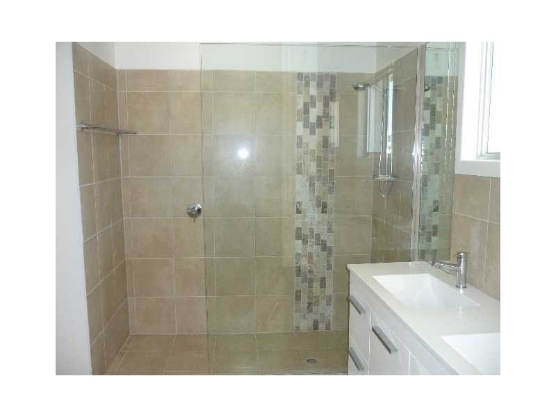 3 Buckley Street, Scarborough QLD 4020