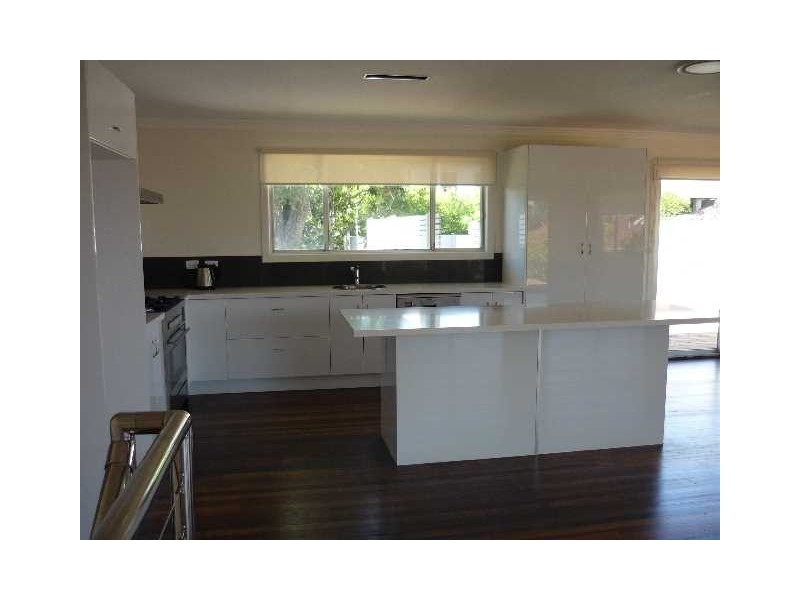 3 Buckley Street, Scarborough QLD 4020