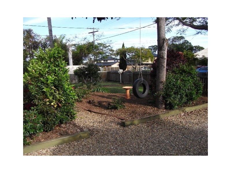 16 BRAMBLE ST, Woody Point QLD 4019