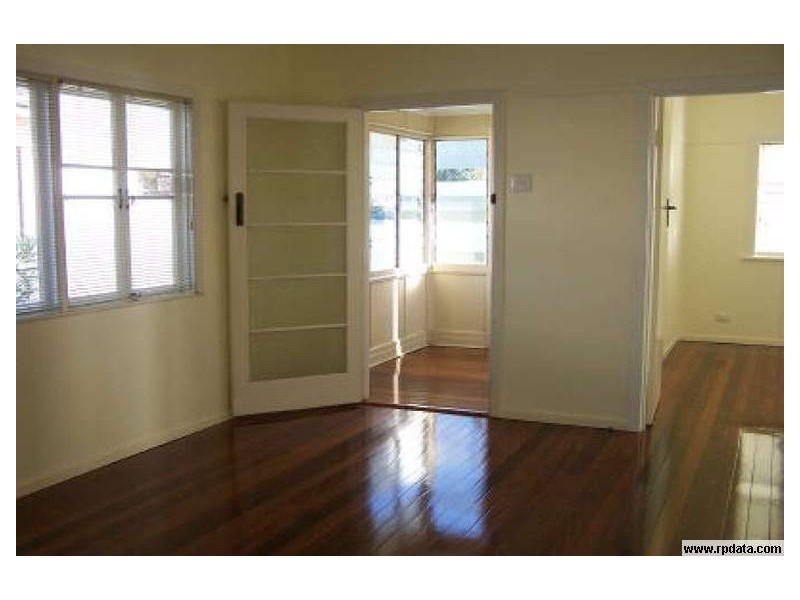 37 Hardiman Street, Woody Point QLD 4019