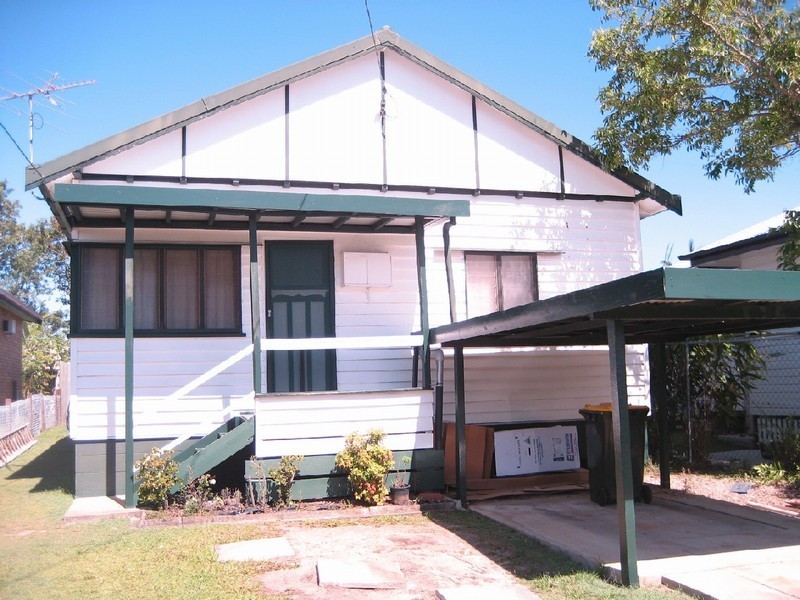 22a Turner Street, Scarborough QLD 4020