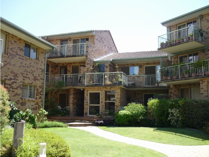 9/45 Marine Parade, Redcliffe QLD 4020