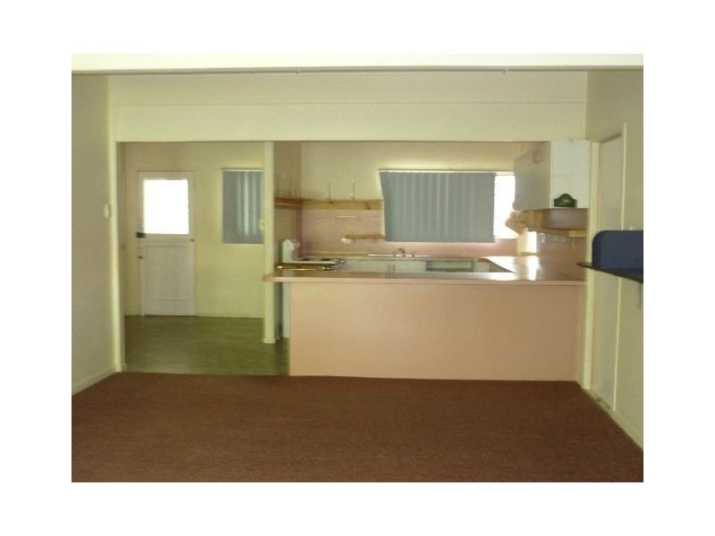 271 Scarborough Road, Scarborough QLD 4020