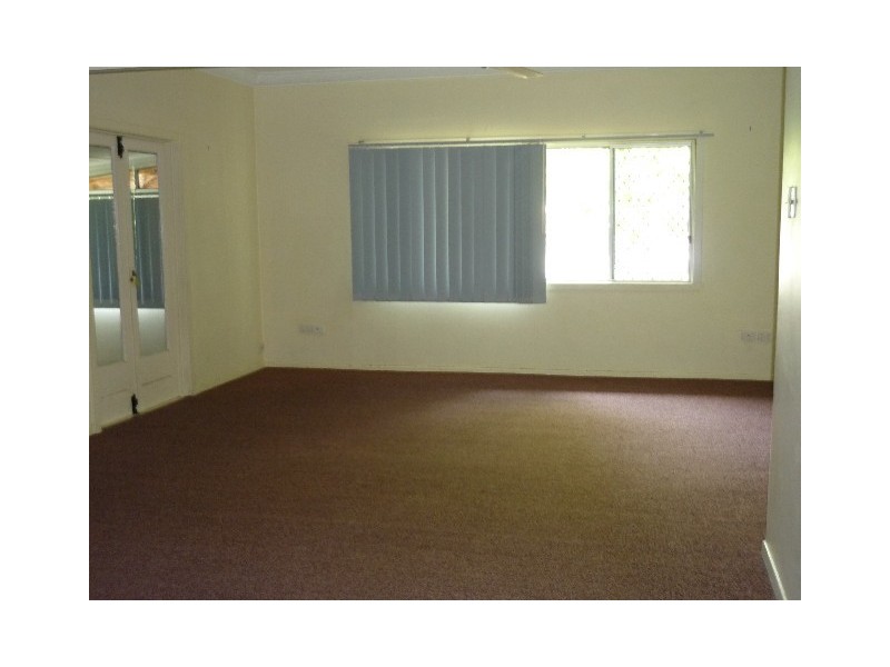 271 Scarborough Road, Scarborough QLD 4020