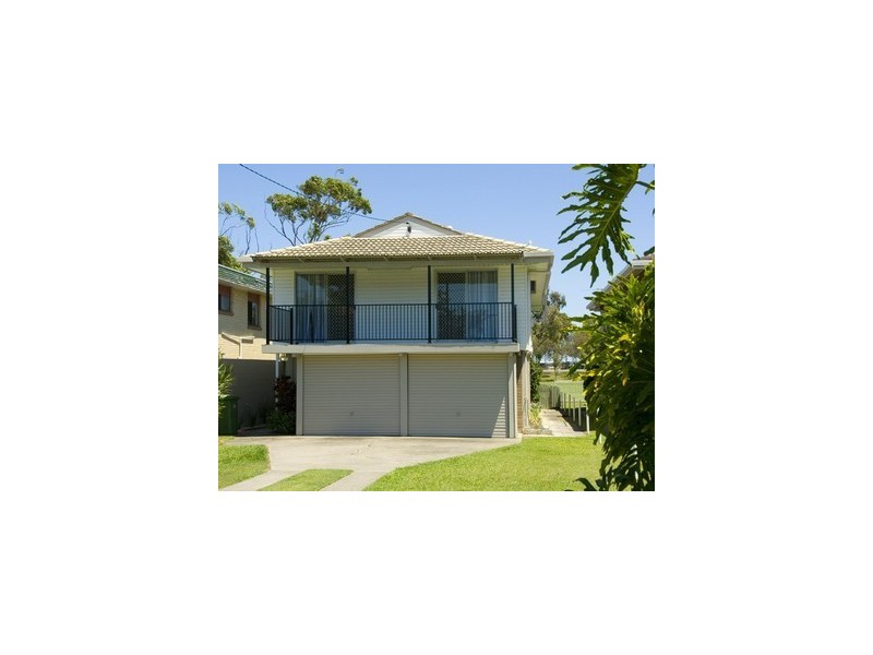6 View Street, Woody Point QLD 4019