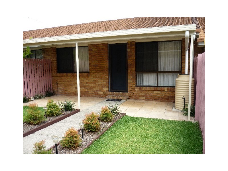 3/37 Wyllie Street, Redcliffe QLD 4020