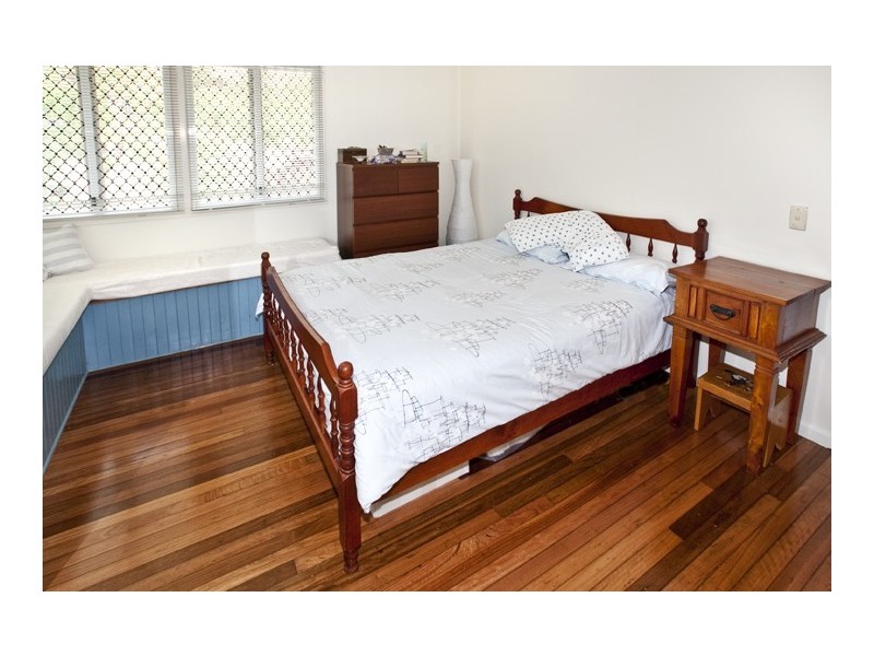 12 Hurrell Street, Clontarf QLD 4019