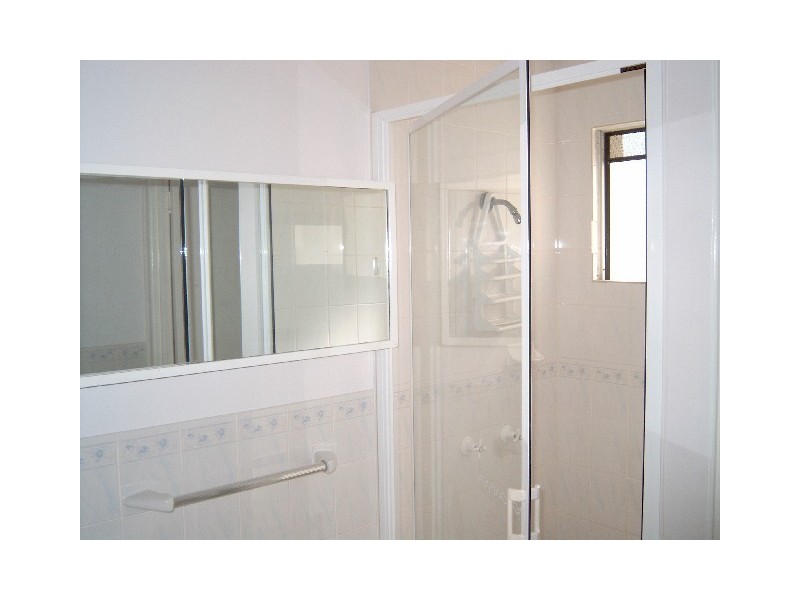 1/18 Alkooie Avenue, Clontarf QLD 4019