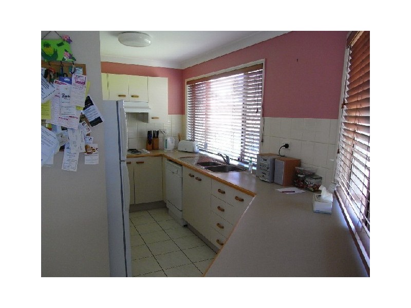 4/19 Griffith Road, Scarborough QLD 4020