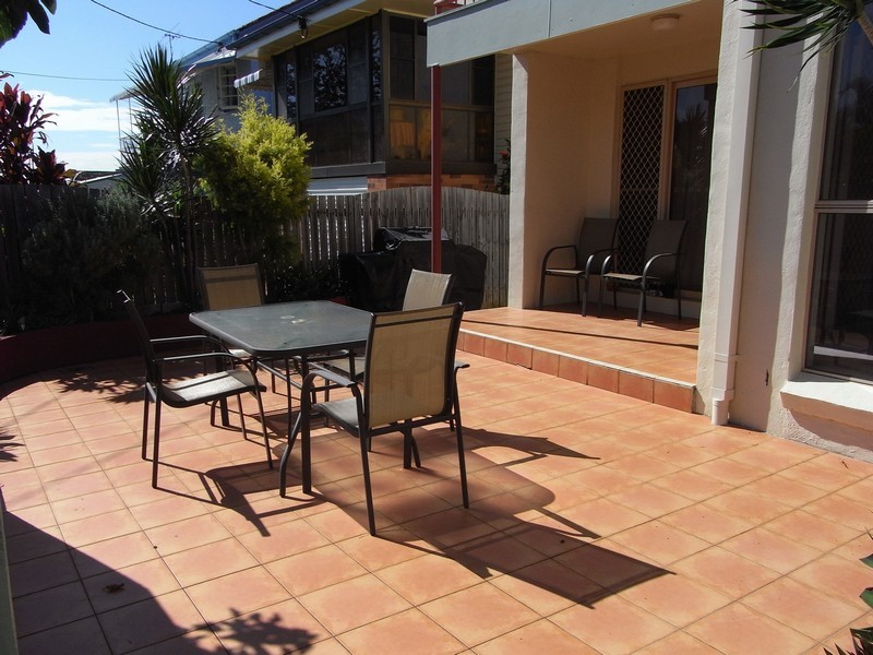 4/19 Griffith Road, Scarborough QLD 4020
