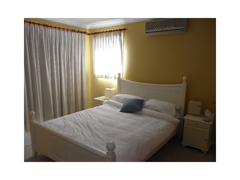 4/19 Griffith Road, Scarborough QLD 4020