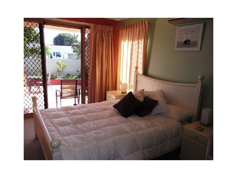 4/19 Griffith Road, Scarborough QLD 4020