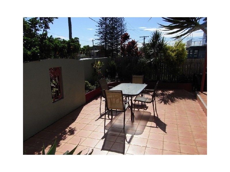 4/19 Griffith Road, Scarborough QLD 4020