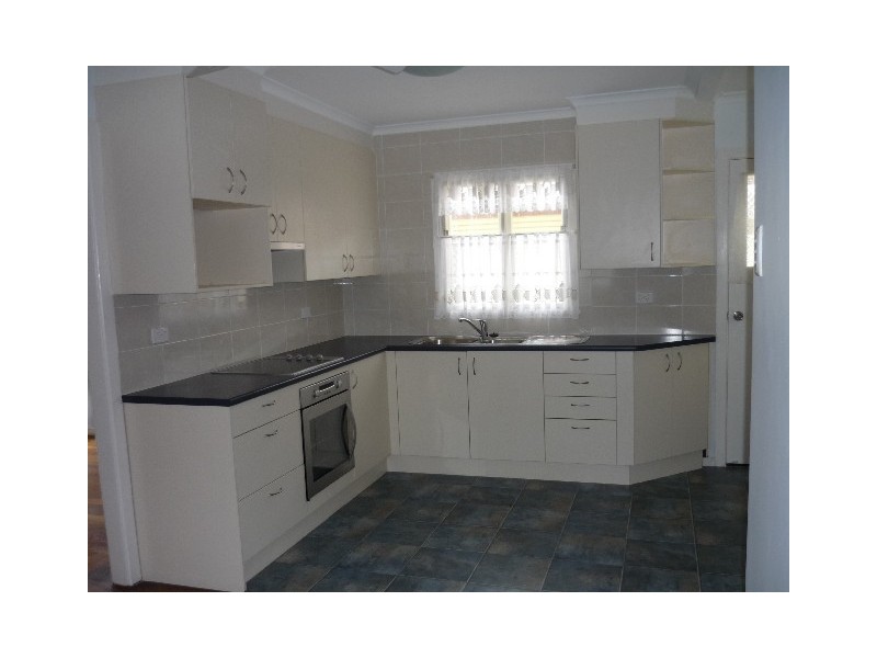 17 Knights Terrace, Margate QLD 4019