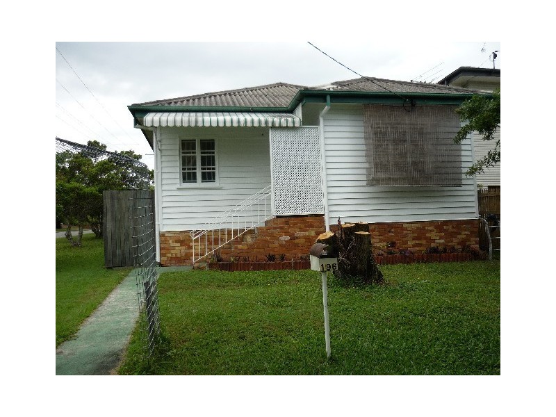 196 Scarborough Road, Scarborough QLD 4020