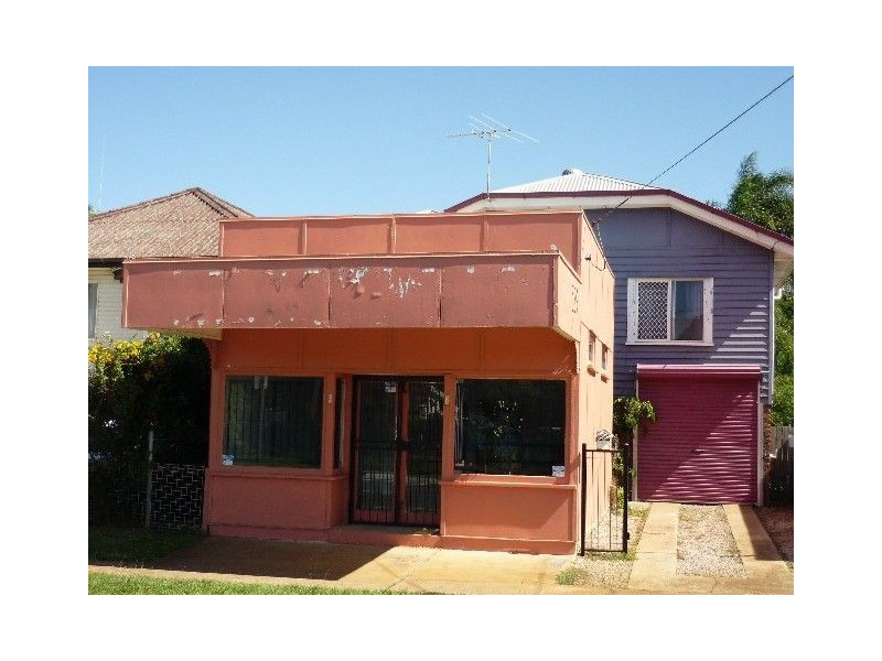 569 Oxley Ave, Scarborough QLD 4020