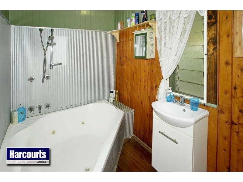 21 Hassall Road, Deagon QLD 4017