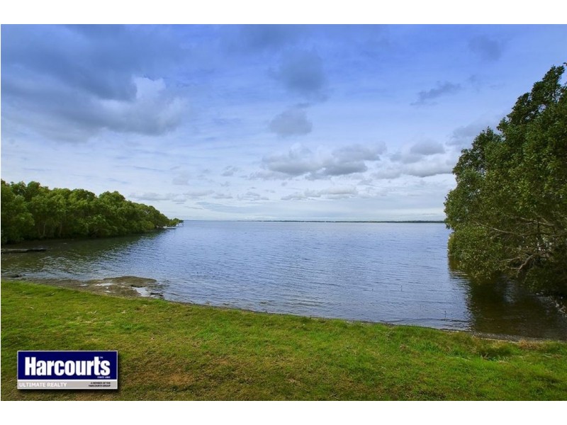 7 Beach Road, Deception Bay QLD 4508