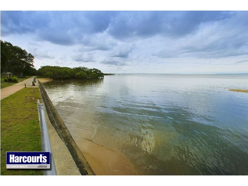 7 Beach Road, Deception Bay QLD 4508