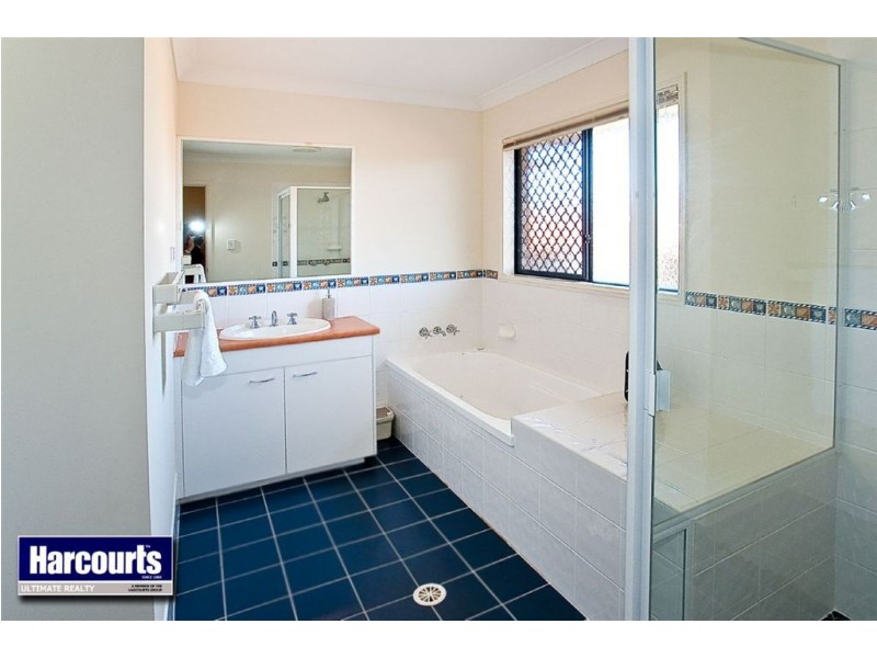 5 Peter Close, Bracken Ridge QLD 4017