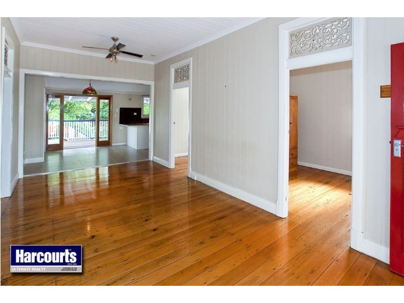 5 Barclay Street, Sandgate QLD 4017