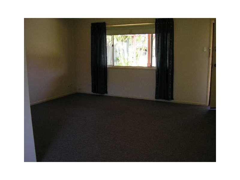 14 Sportsground Street, Redcliffe QLD 4020