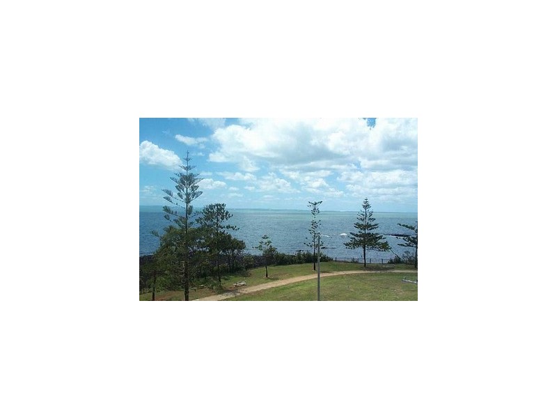 1/179 Landsborough Ave, Scarborough QLD 4020