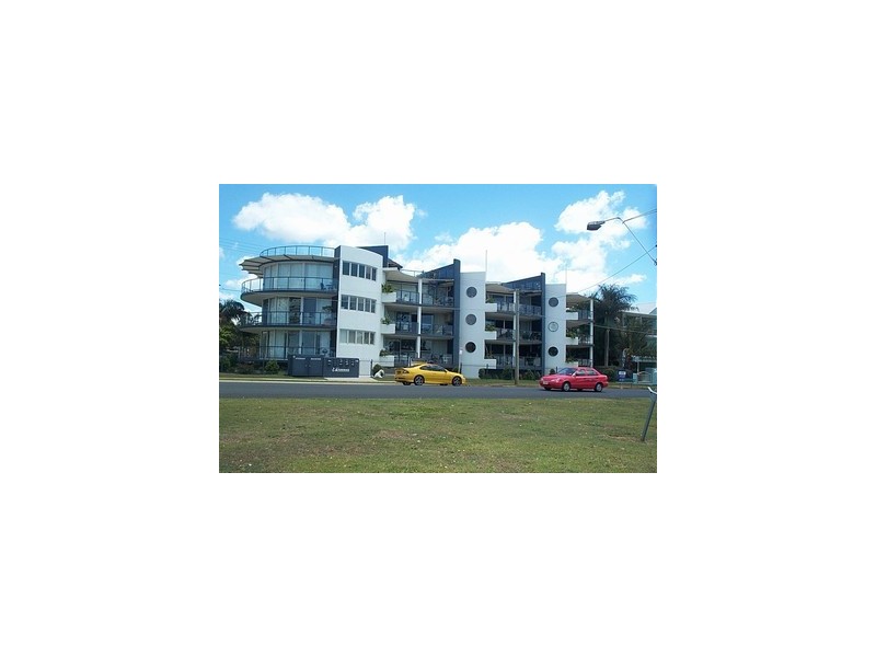 1/179 Landsborough Ave, Scarborough QLD 4020