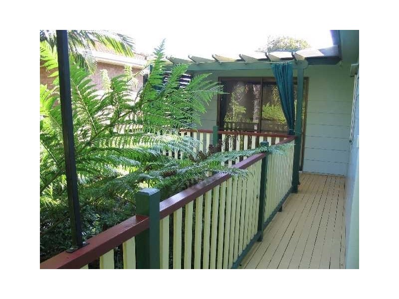 10 Sportsground st, Redcliffe QLD 4020