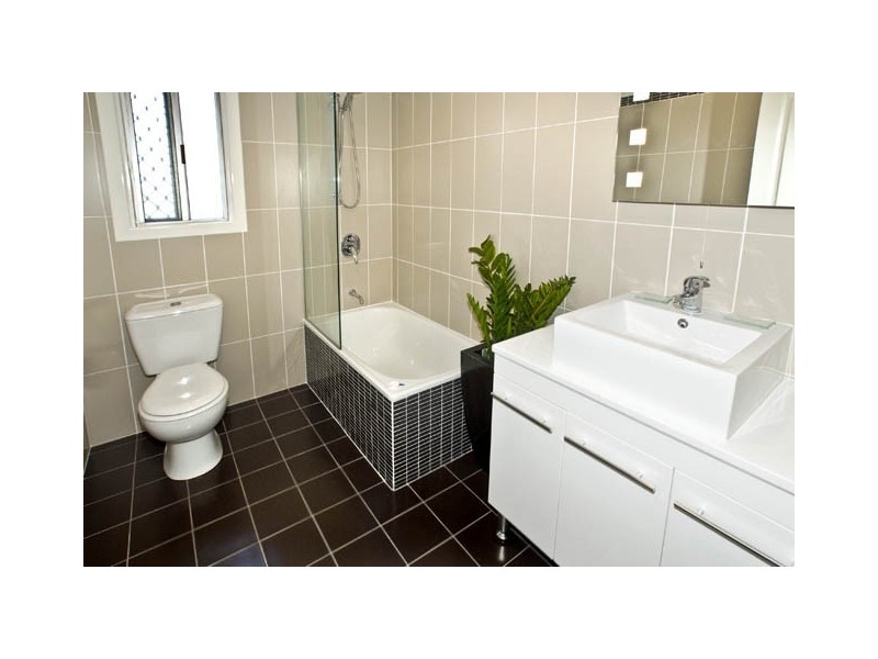 260 Queens Parade, Brighton QLD 4017