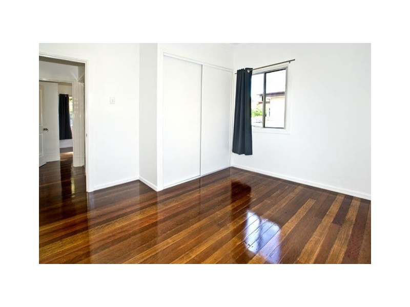 260 Queens Parade, Brighton QLD 4017